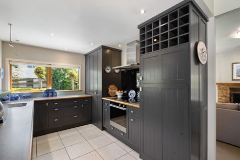 Photo of property in 19 Blacksmiths Lane, Wanaka, 9305