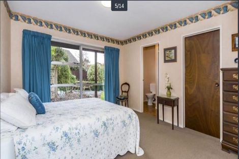Photo of property in 10 Godfrey Place, Ilam, Christchurch, 8041