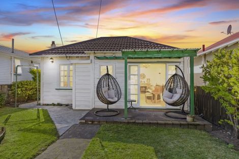 Photo of property in 26 Kauri Street, Eastbourne, Lower Hutt, 5013