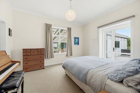 Photo of property in 9 Ruataniwha Street, Waipawa, 4210