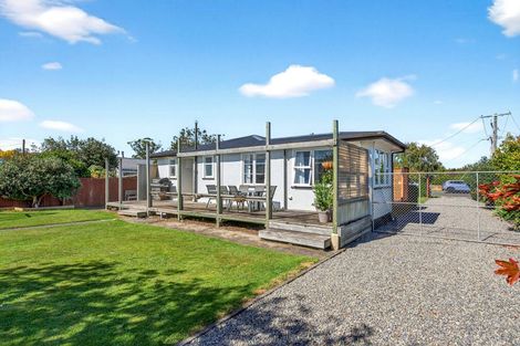 Photo of property in 2 Philip Street, Carterton, 5713