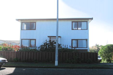 Photo of property in 72 William Street, Waikanae Beach, Waikanae, 5036