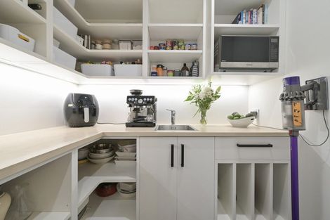 Photo of property in 23 Milton Road, Otumoetai, Tauranga, 3110