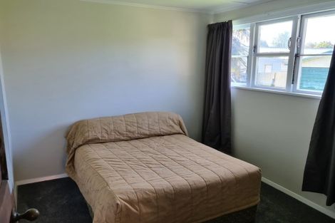 Photo of property in 4 Lindon Street, Rangiora, 7400