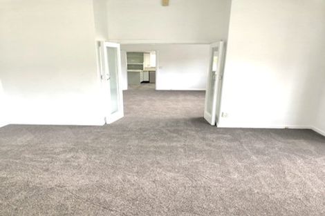 Photo of property in 202 Clyde Street, Island Bay, Wellington, 6023