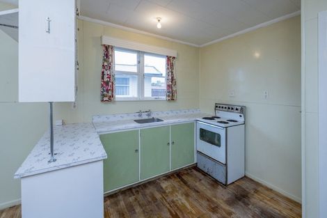 Photo of property in 74 Michael Road, Paraparaumu Beach, Paraparaumu, 5032