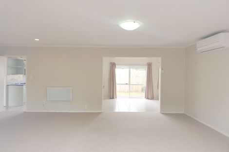 Photo of property in 2d Wendell Place, Greenlane, Auckland, 1061