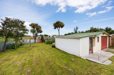 Photo of property in 88 Avenue Road, Foxton, 4814