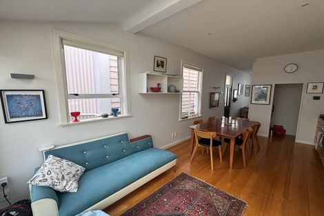 Photo of property in 64 Elizabeth Street, Mount Victoria, Wellington, 6011
