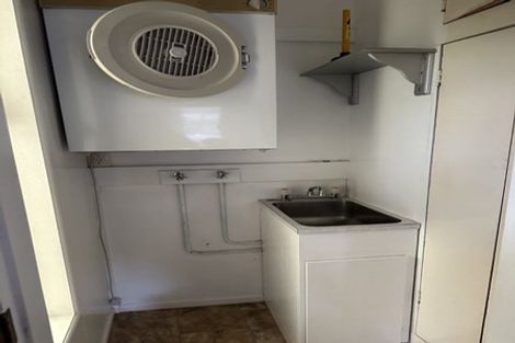 Photo of property in 6 Walker Avenue, Paremata, Porirua, 5026