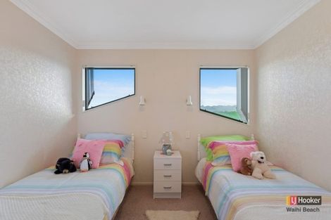 Photo of property in 142 Seaforth Road, Waihi Beach, 3611