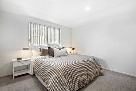 Photo of property in 2/21 Bonito Place, Bayview, Auckland, 0629