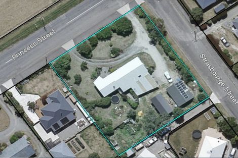 Photo of property in 24 Princess Street, Martinborough, 5711