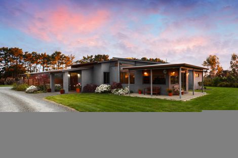 Photo of property in 5/454 Stoney Creek Road, Kelvin Grove, Palmerston North, 4470