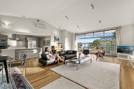 Photo of property in 21 Laguna Key, Papamoa Beach, Papamoa, 3118