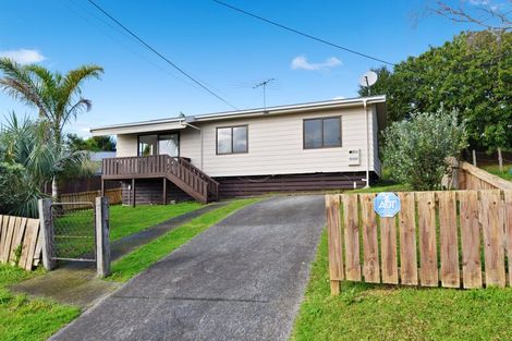 Photo of property in 2/33 Lavelle Road, Henderson, Auckland, 0612