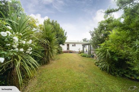Photo of property in 18 Swansea Street, Hokowhitu, Palmerston North, 4410