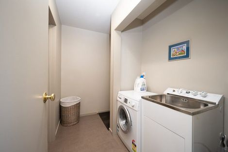 Photo of property in 60 Newcastle Street, Clyde, 9330