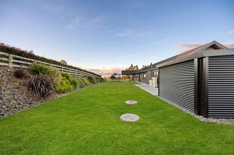 Photo of property in 32 Glenwood Grove, Whatawhata, Hamilton, 3285