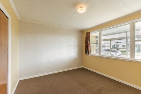Photo of property in 3 Oakley Street, Palmerston North, 4410