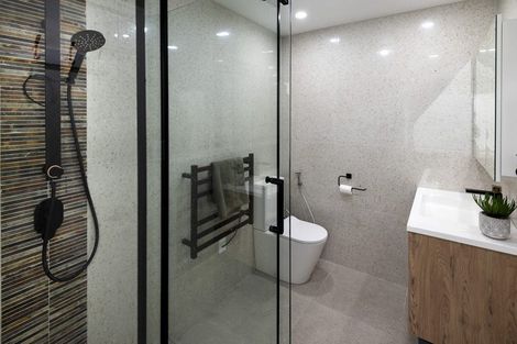 Photo of property in 12 Cheriton Road, Mellons Bay, Auckland, 2014