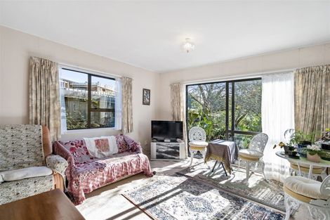 Photo of property in 1/3 Jacanas Place, Unsworth Heights, Auckland, 0632