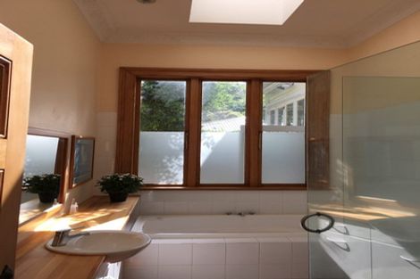 Photo of property in 133 Eden Street, Island Bay, Wellington, 6023