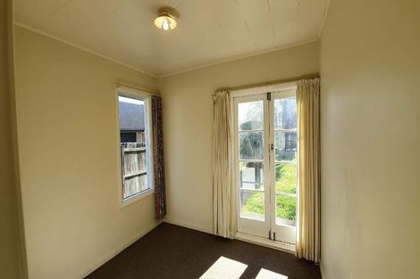 Photo of property in 117 Somerfield Street, Somerfield, Christchurch, 8024