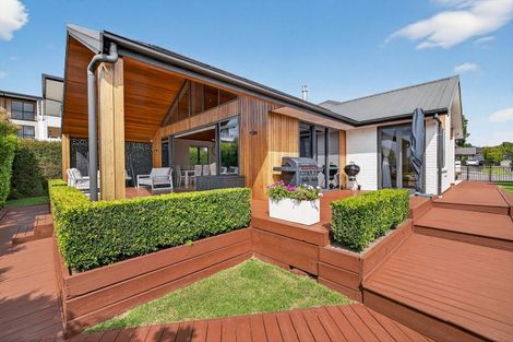 Photo of property in 100 Condor Drive, Pyes Pa, Tauranga, 3112