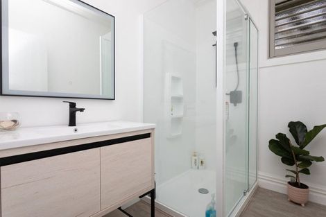 Photo of property in 20 Smith Street, Dannevirke, 4930