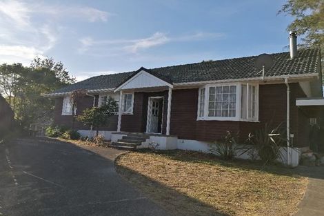 Photo of property in 105 Gossamer Drive, Pakuranga Heights, Auckland, 2010