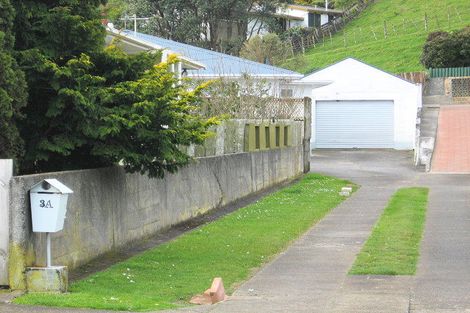 Photo of property in 3a Belair Avenue, Blagdon, New Plymouth, 4310