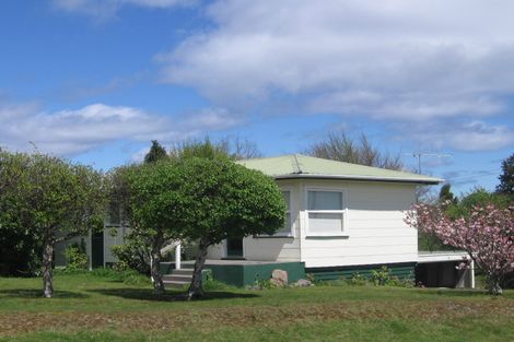 Photo of property in 23 Hawai Street, Two Mile Bay, Taupo, 3330