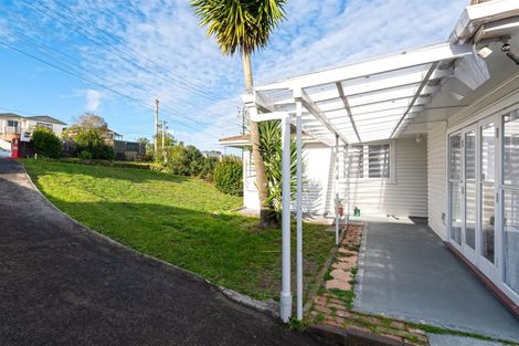 Photo of property in 34 Ellis Avenue, Mount Roskill, Auckland, 1041