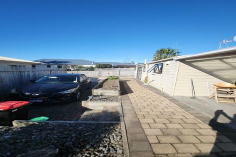 Photo of property in 114b Simpson Road, Papamoa Beach, Papamoa, 3118