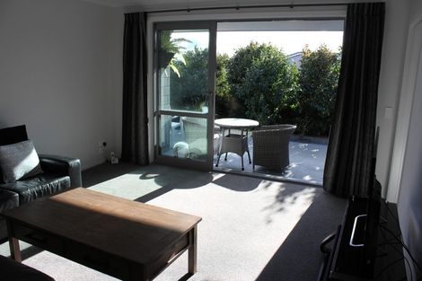 Photo of property in 210 Waikite Road, Welcome Bay, Tauranga, 3175