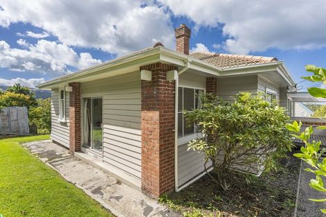 Photo of property in 18 Lachlan Avenue, North Dunedin, Dunedin, 9016