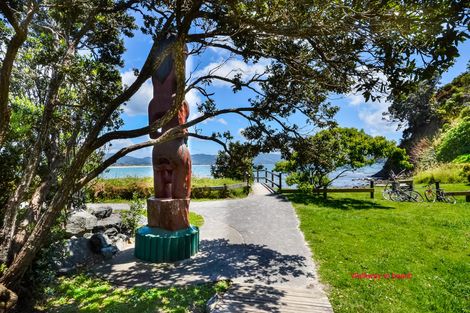 Photo of property in 20 Taumata Road, Omaha, 0986