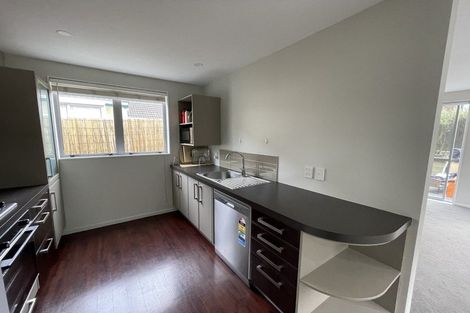 Photo of property in 14b Bracken Road, Newlands, Wellington, 6037