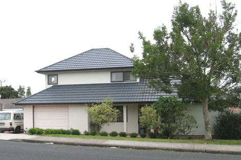 Photo of property in 2a Marina View Drive, West Harbour, Auckland, 0618