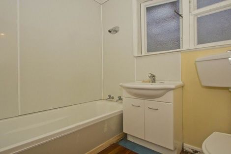 Photo of property in 86 Seddon Street, Naenae, Lower Hutt, 5011