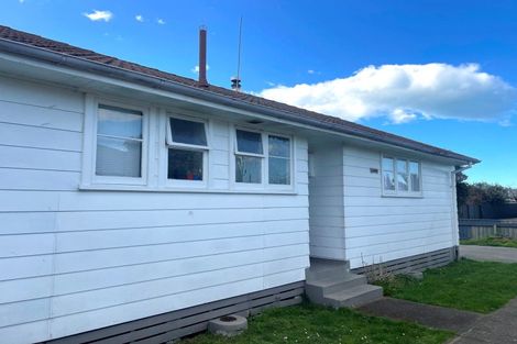 Photo of property in 17 Neal Crescent, Onekawa, Napier, 4110