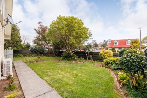 Photo of property in 175 Amberley Avenue, Highbury, Palmerston North, 4412