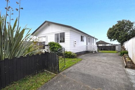 Photo of property in 20 Elisa Lane, Ranui, Auckland, 0612