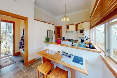 Photo of property in 16 Nikau Street, Takaro, Palmerston North, 4410