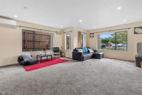 Photo of property in 6 Whitbourne Heights, Manurewa, Auckland, 2105