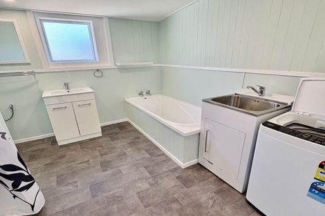 Photo of property in 27a-b Cook Street, Carters Beach, Westport, 7825