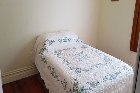 Photo of property in 19 Bedford Street, Patea, 4520