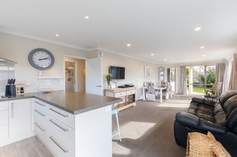 Photo of property in 410 Bower Avenue, Parklands, Christchurch, 8083