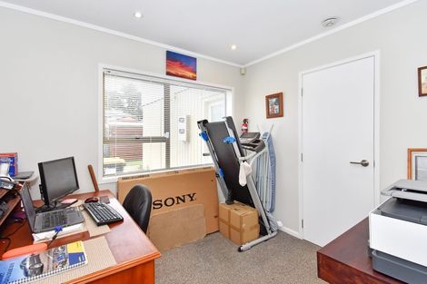 Photo of property in 78 Carnoustie Drive, Wattle Downs, Auckland, 2103